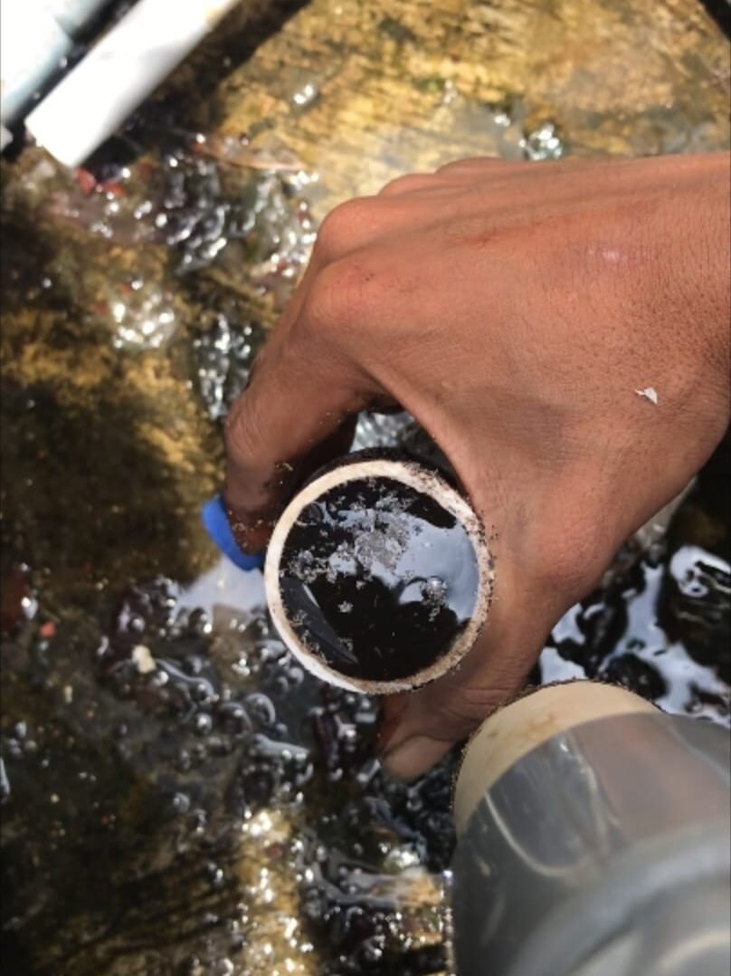 jasa pembersihan pipa Surabaya dengan kondisi pipa air kotor dan berkerak